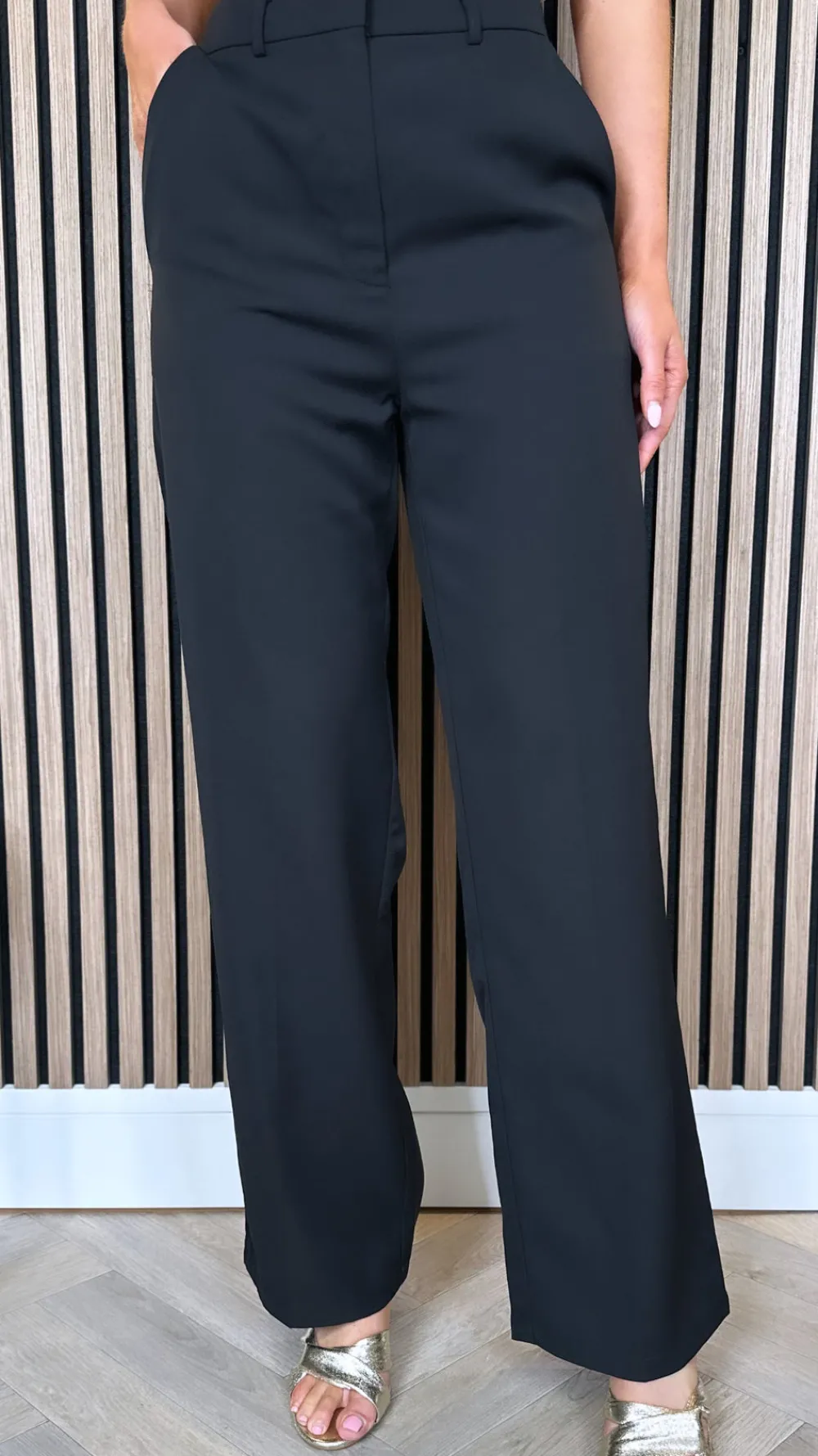 abbey_black_straight_cut__1.webp PARIS FASHION SHOPS Trousers^Abbey Black Straight Cut Wide Tailored Trousers