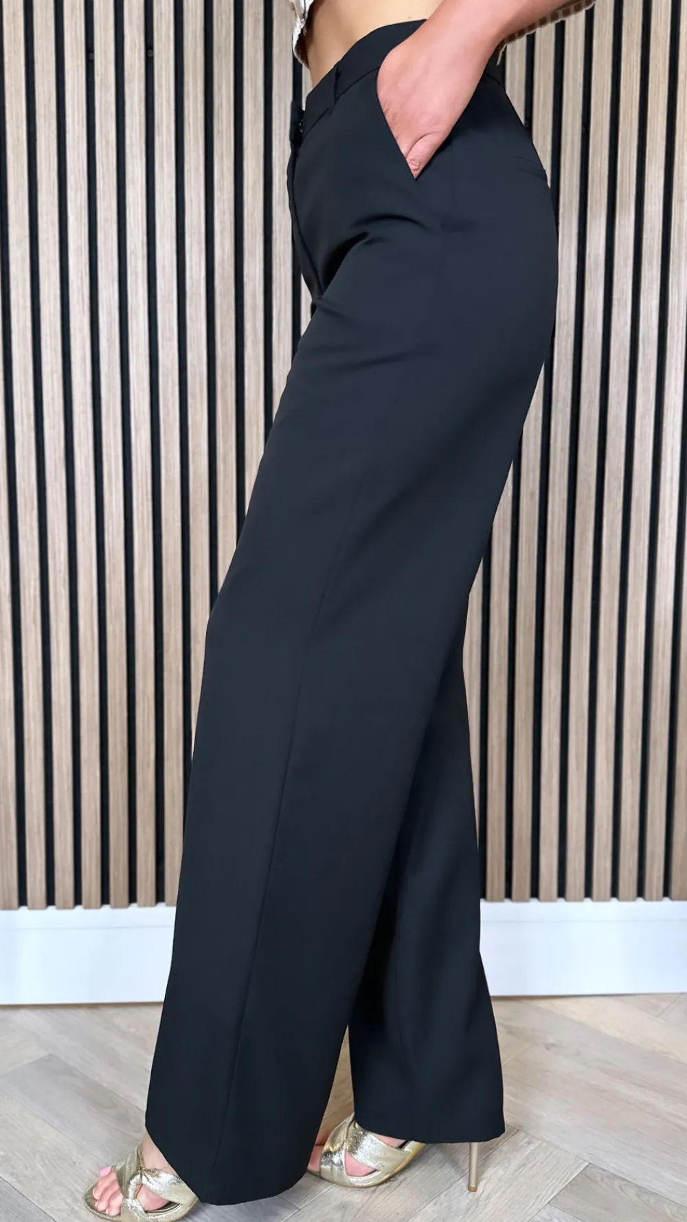 abbey_black_straight_cut__2.webp PARIS FASHION SHOPS Trousers^Abbey Black Straight Cut Wide Tailored Trousers