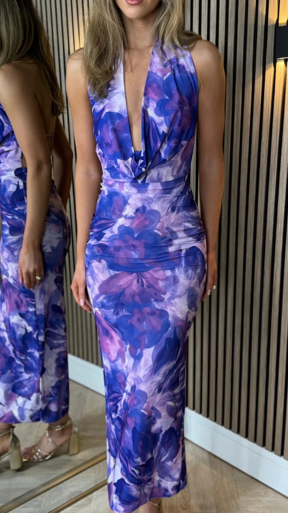 adelade_purple_floral_pri_7.webp COPPEROSE Going Out Dresses | Occasion Dresses^Adelade Purple Floral Print Halterneck Midi Dress
