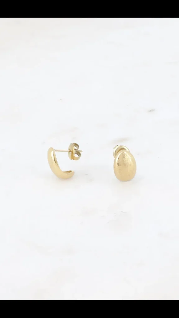PARIS FASHION SHOPS Jewellery^Amay Curved Shape Bullet Earrings
