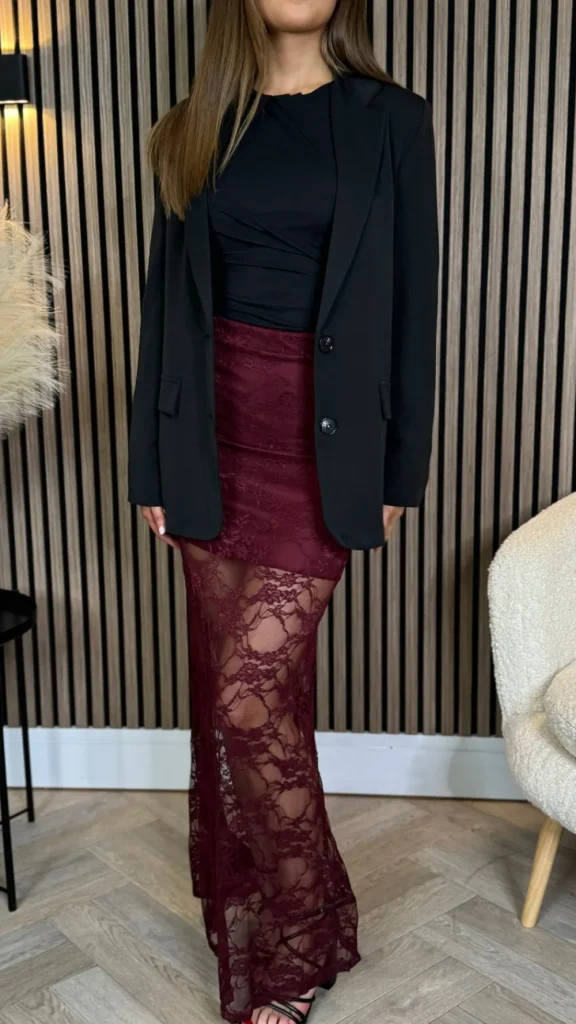 COPPEROSE Skirts & Shorts^Anneke Burgundy Lace Detail Midi Skirt