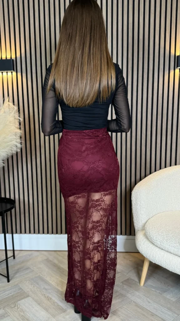 COPPEROSE Skirts & Shorts^Anneke Burgundy Lace Detail Midi Skirt