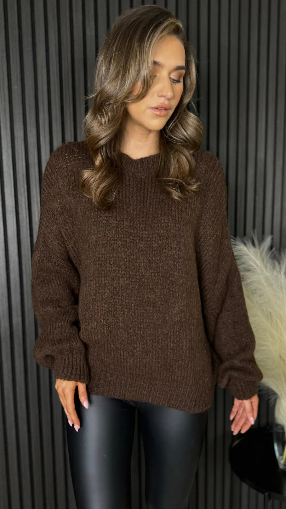 aston_chocolate_brown_chu_1.webp BELLAVIE Knitwear^Aston Chocolate Brown Chunky Knit Jumper