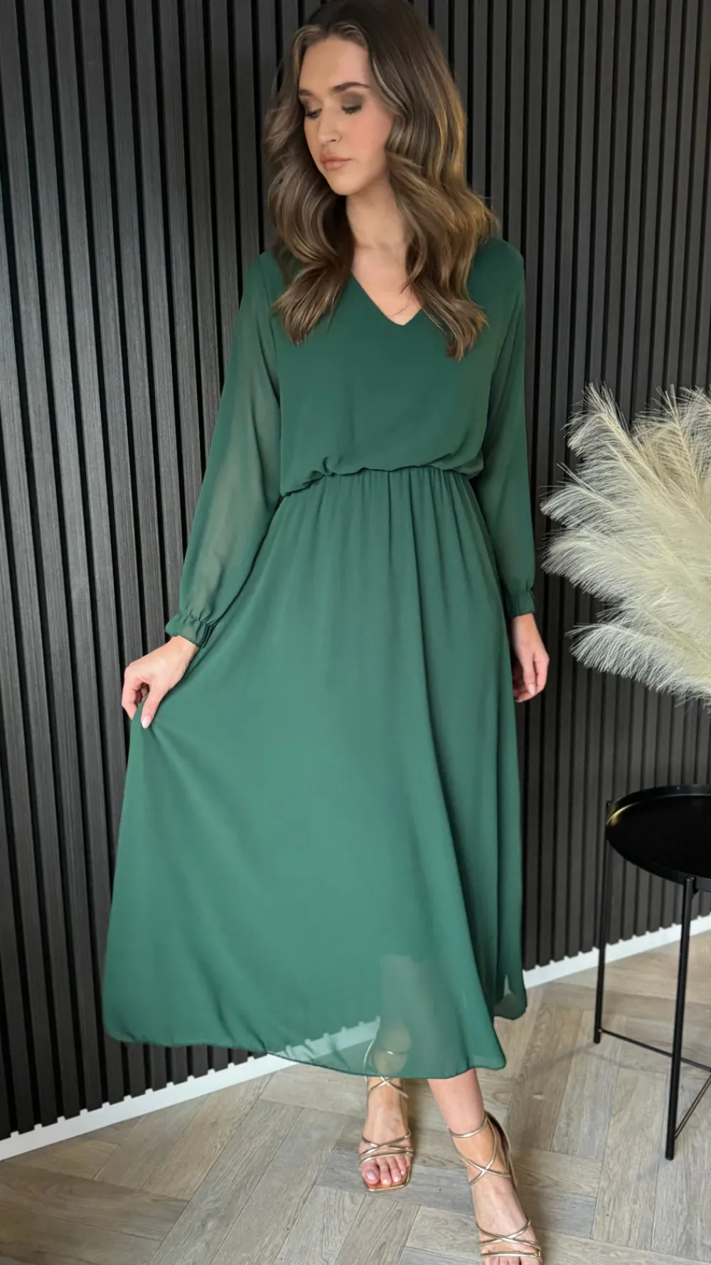 beatrix_forest_green_v_ne_0.webp ELLE STYLE Going Out Dresses | Occasion Dresses^Beatrix Forest Green V Neckline Midi Dress
