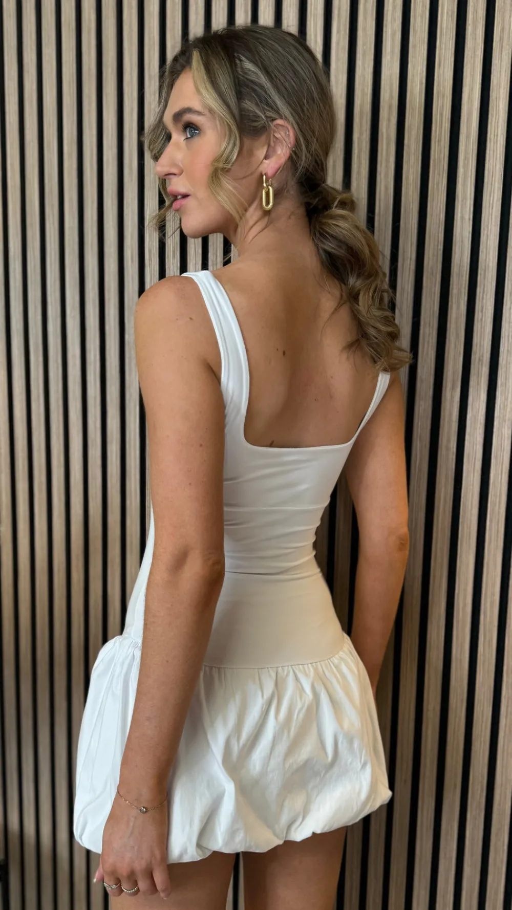 caramela_white_square_nec_4.webp STYLEWISE Going Out Dresses | Mini Dresses^Caramela White Square Neck Puff Skirt Mini Dress