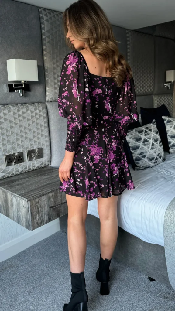 GIRL IN MIND Day Dresses | Going Out Dresses^Carole Purple Floral Wrap Neck Puff Sleeve Skater Mini Dress