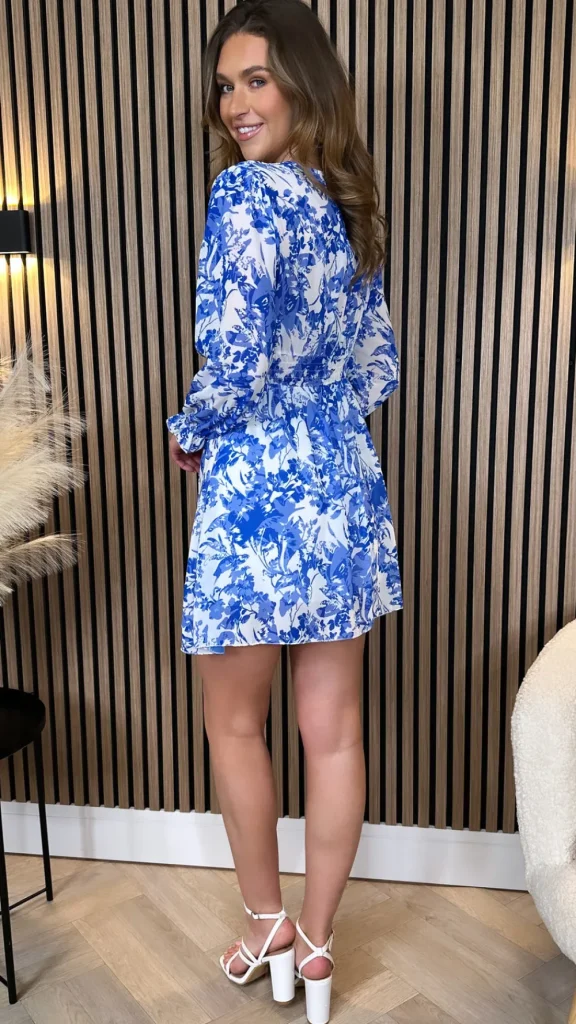 ELLE STYLE Day Dresses | Going Out Dresses^Cassandra Blue & White Floral Printed Mini Dress