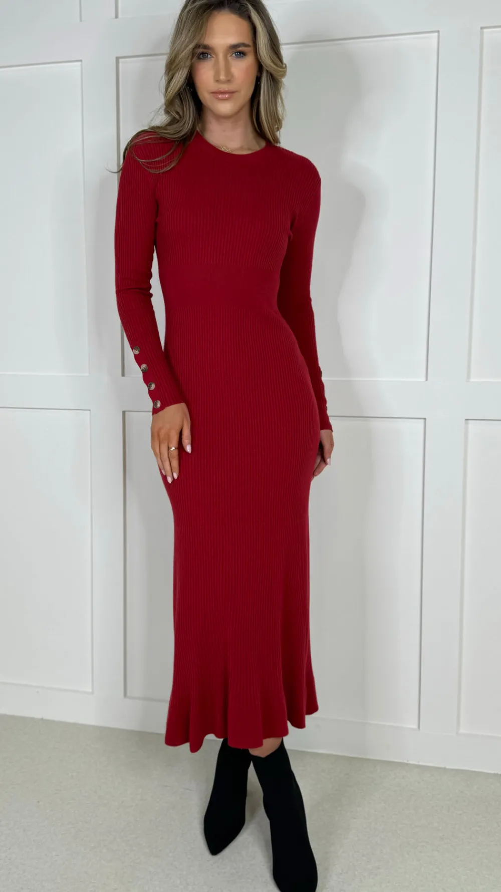 claudelle_burgundy_ribbed_2.webp COPPEROSE Knitwear | Day Dresses^Claudelle Burgundy Ribbed Midi Dress