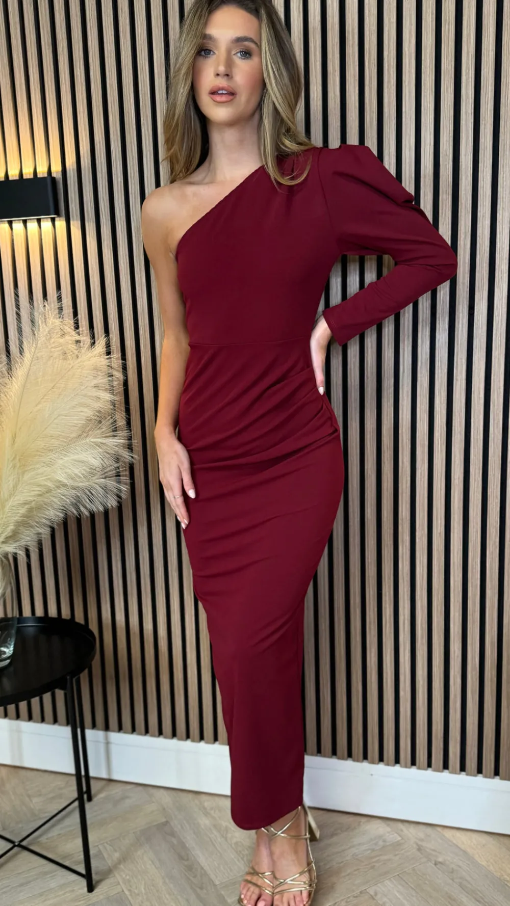 corrine_burgundy_one_slee_4.webp LORIANE Going Out Dresses | Occasion Dresses^Corrine Burgundy One Sleeve Ruched Midi Dress