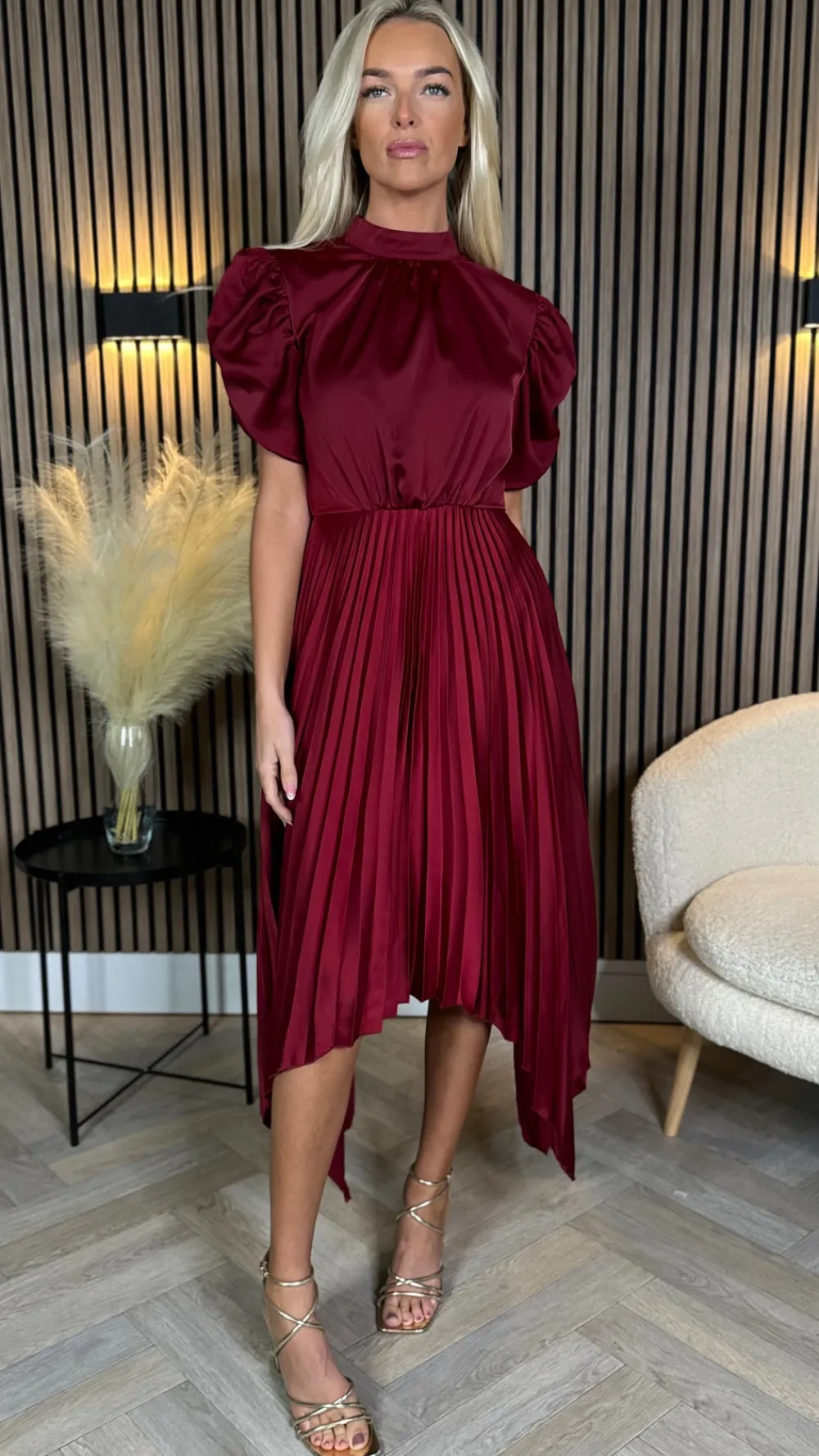 cressida_burgundy_high_ne_2.webp AX PARIS Going Out Dresses | Midi Dresses^Cressida Burgundy High Neck Puff Sleeve Pleated Midi Dress