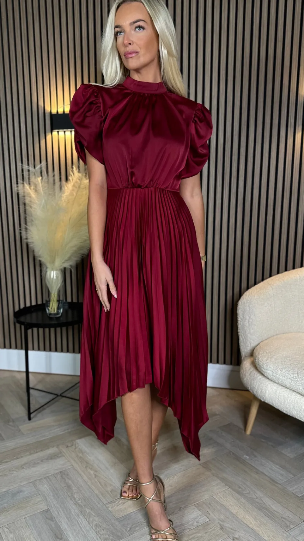 cressida_burgundy_high_ne_4.webp AX PARIS Going Out Dresses | Midi Dresses^Cressida Burgundy High Neck Puff Sleeve Pleated Midi Dress