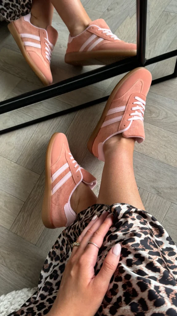 SHOE LAB STUDIO Trainers^Dannie Salmon & White Stripe Detail Trainers