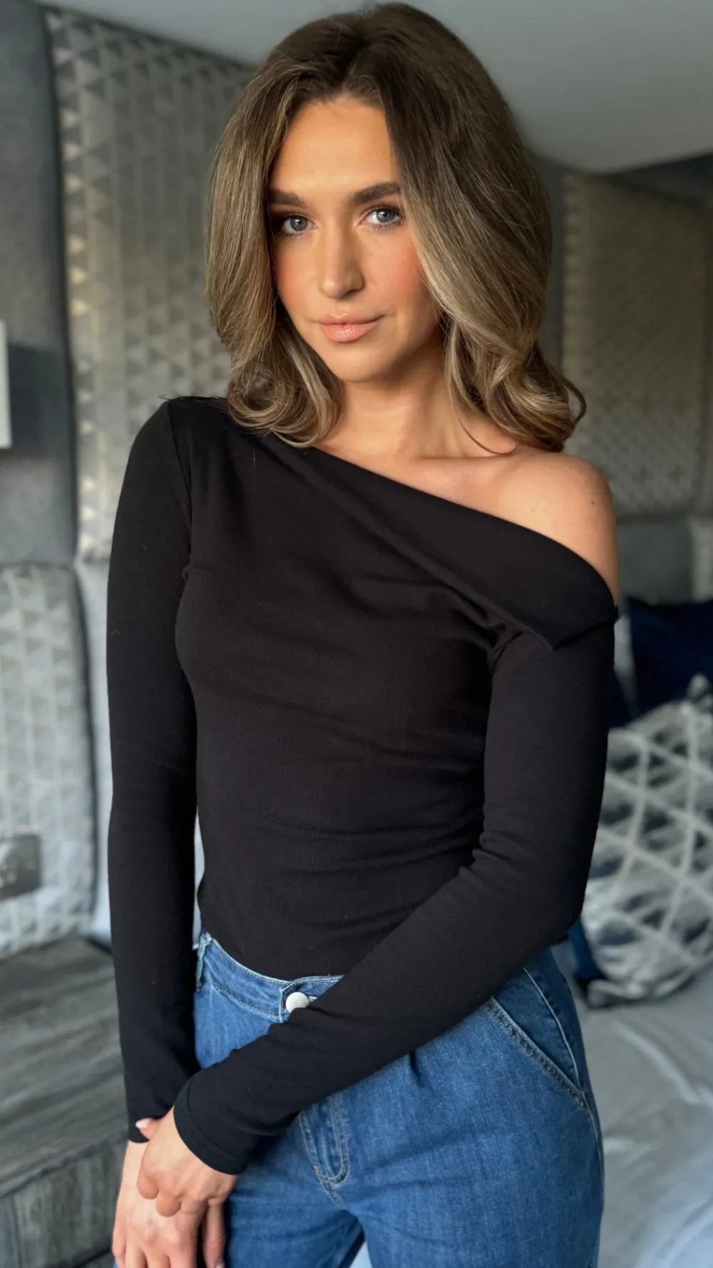 diana_black_asymmetric_ne_0.webp ELENZA Tops^Diana Black Asymmetric Neck Long Sleeve Top