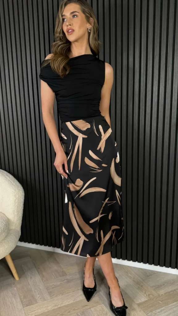 GIRL IN MIND Skirts & Shorts^Edel Beige & Black Abstract Print Midi Skirt