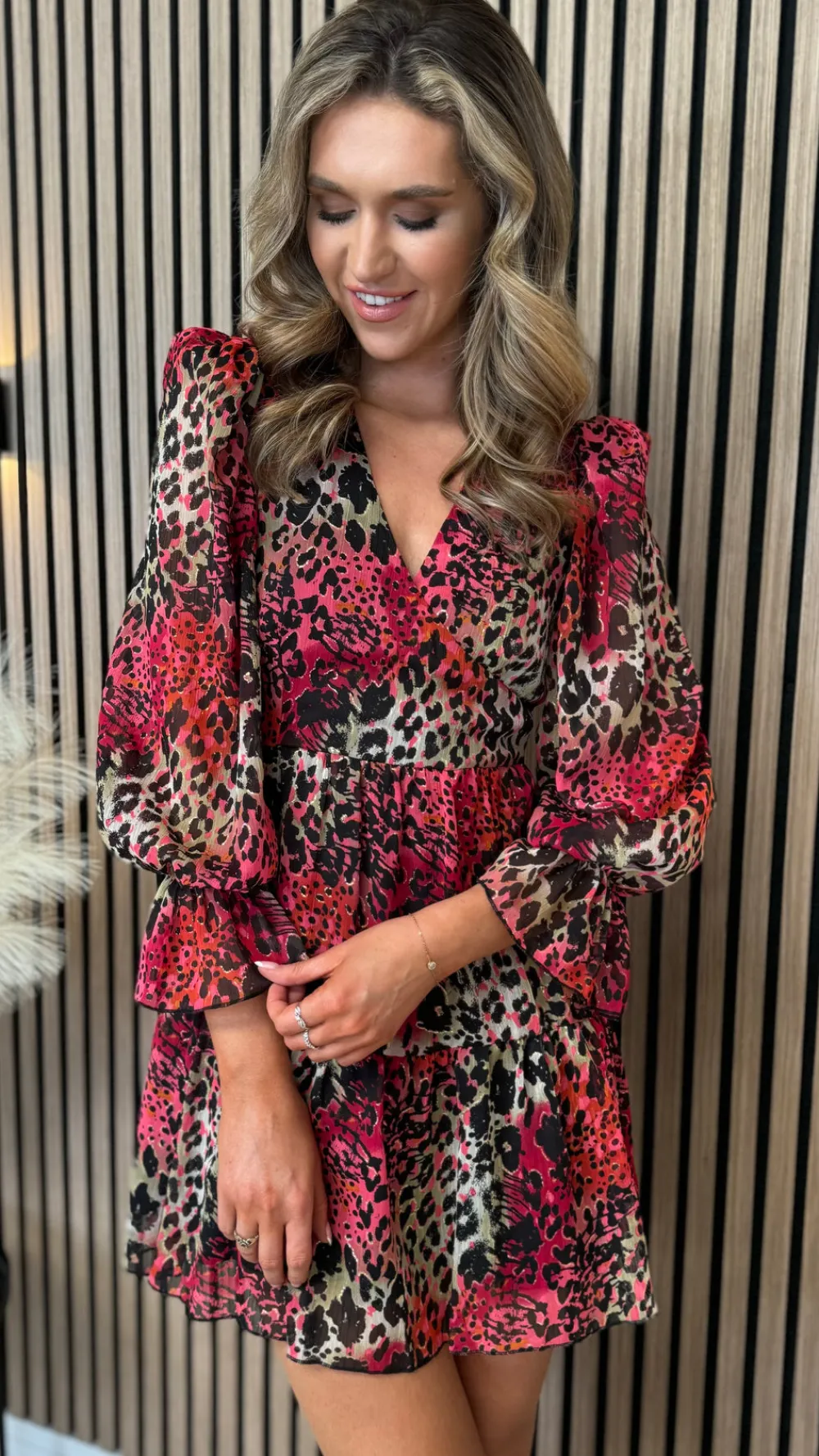 edyn_red_long_sleeve_anim_4.webp GIRL IN MIND Fitted Dresses | Day Dresses^Edyn Red Long Sleeve Animal Print Mini Dress