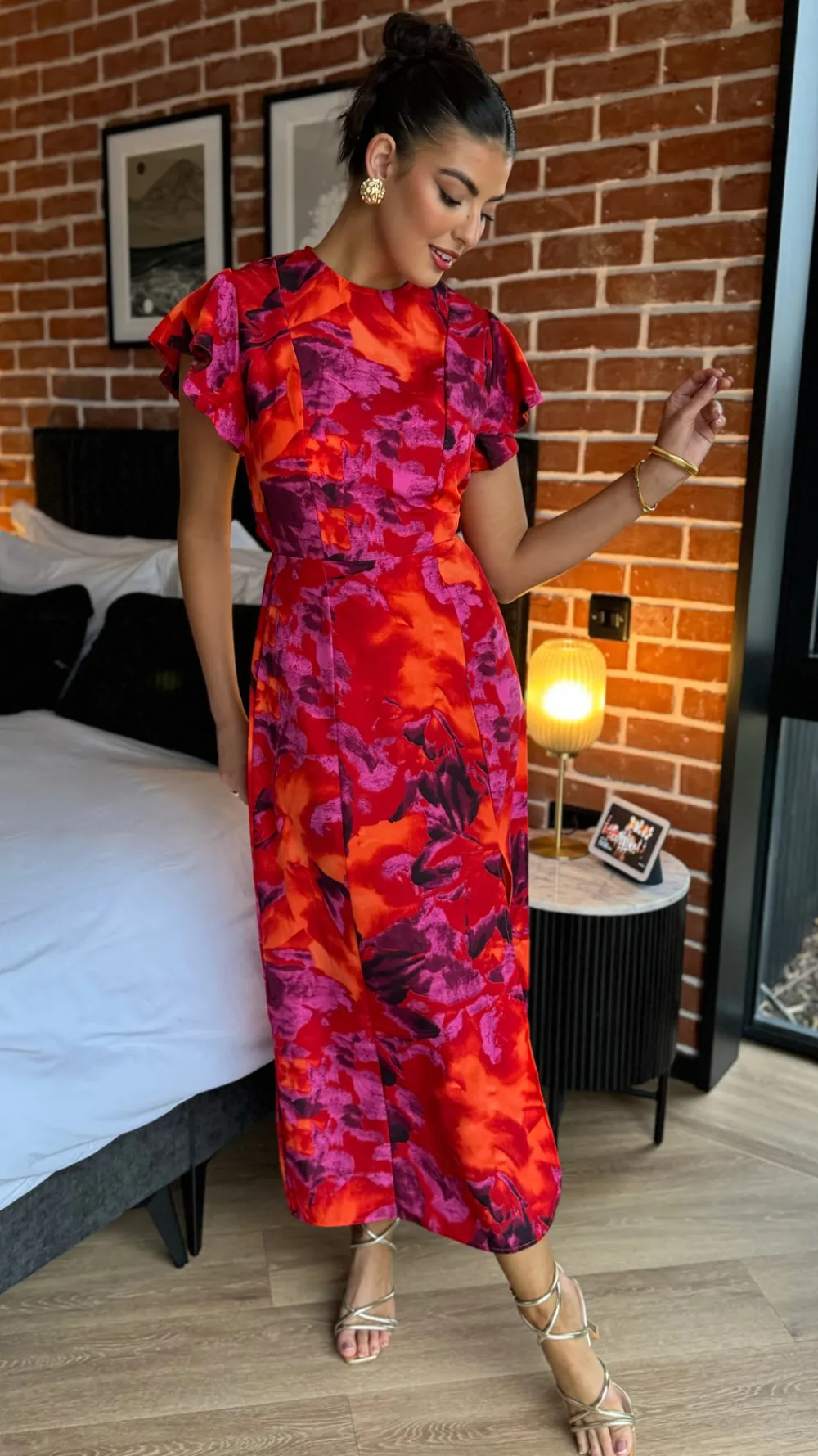 eimear_orange_amp_purple__2.webp AX PARIS Going Out Dresses | Occasion Dresses^Eimear Orange & Purple Abstract Print Flutter Sleeve Midi Dress