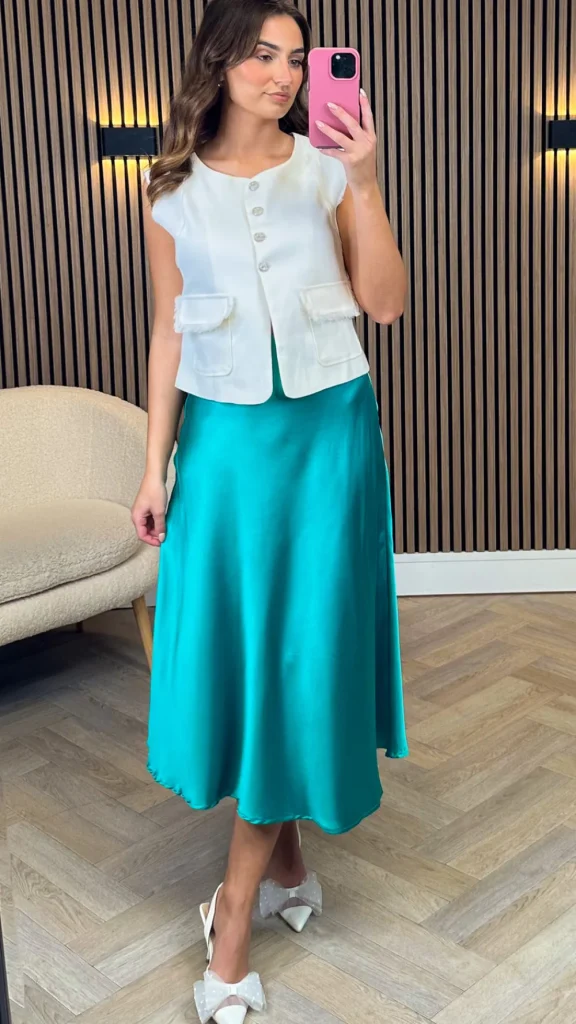 ROSA FASHION Skirts & Shorts^Fiadh Green Satin Finish Midi Skirt