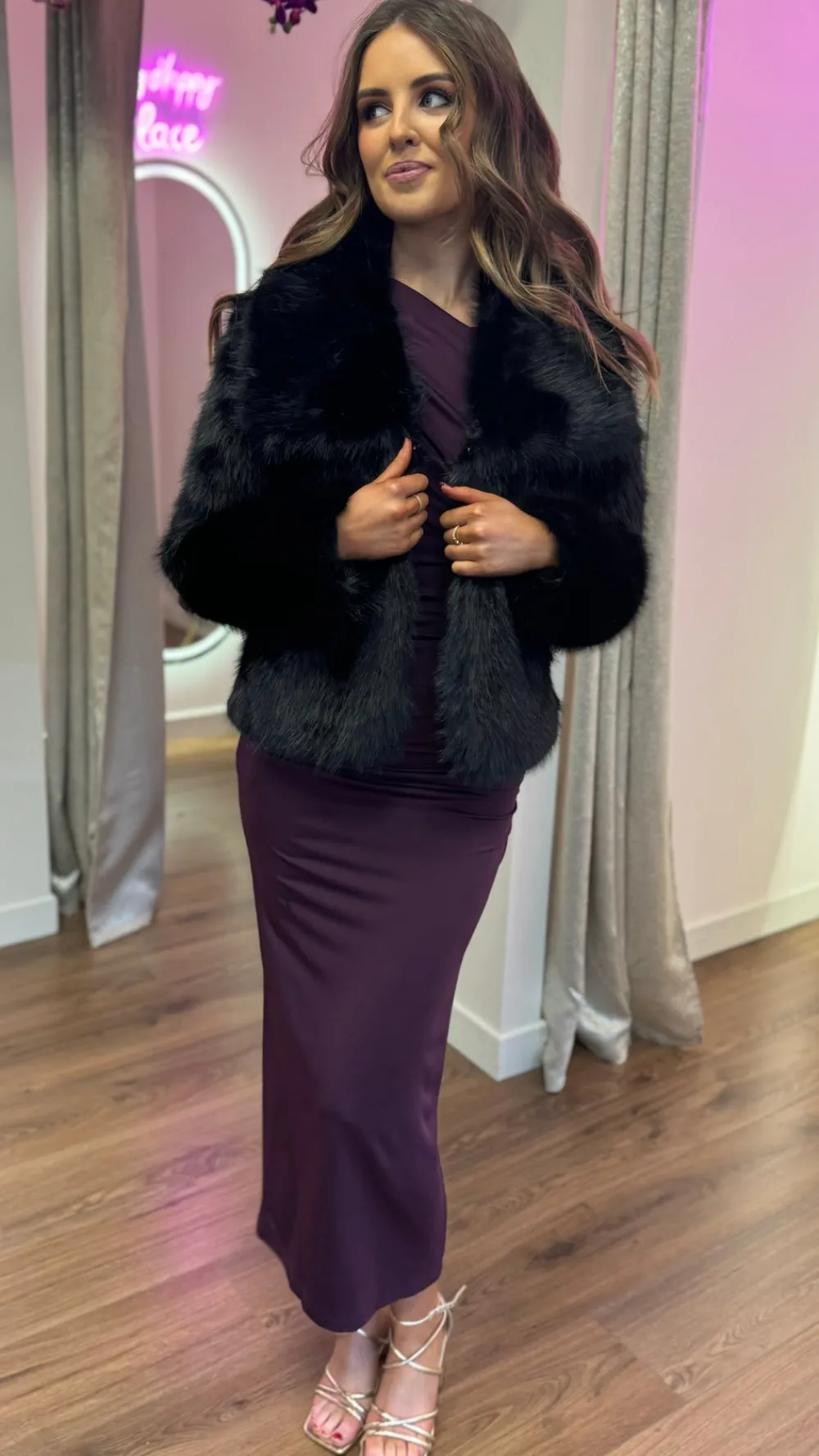 georgia_black_collared_fu_1.webp COPPEROSE Coats & Jackets^Georgia Black Collared Fur Detail Jacket