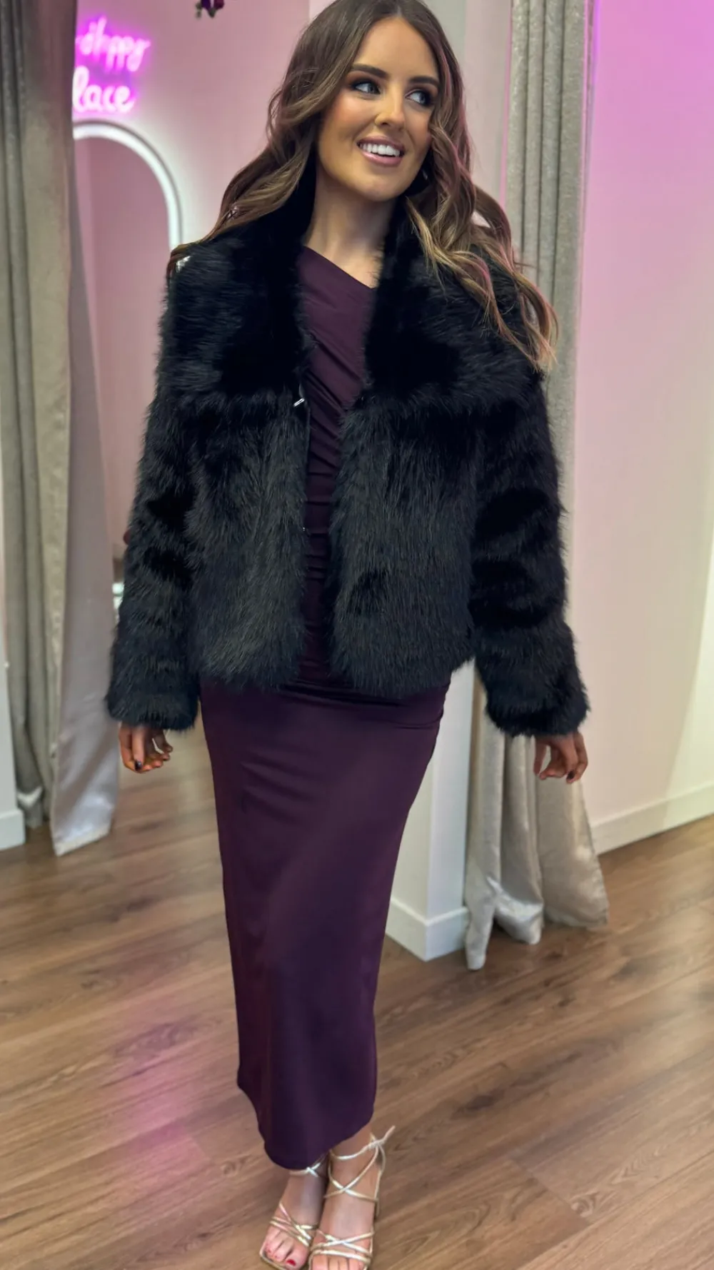 georgia_black_collared_fu_4.webp COPPEROSE Coats & Jackets^Georgia Black Collared Fur Detail Jacket