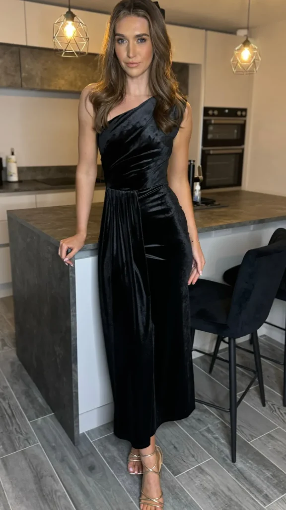 LORIANE Fitted Dresses | Going Out Dresses^Isabella Black One Shoulder Velvet Finish Midi Dress