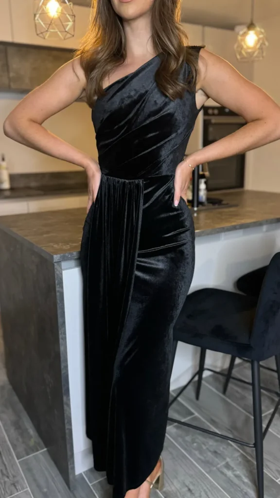 LORIANE Fitted Dresses | Going Out Dresses^Isabella Black One Shoulder Velvet Finish Midi Dress