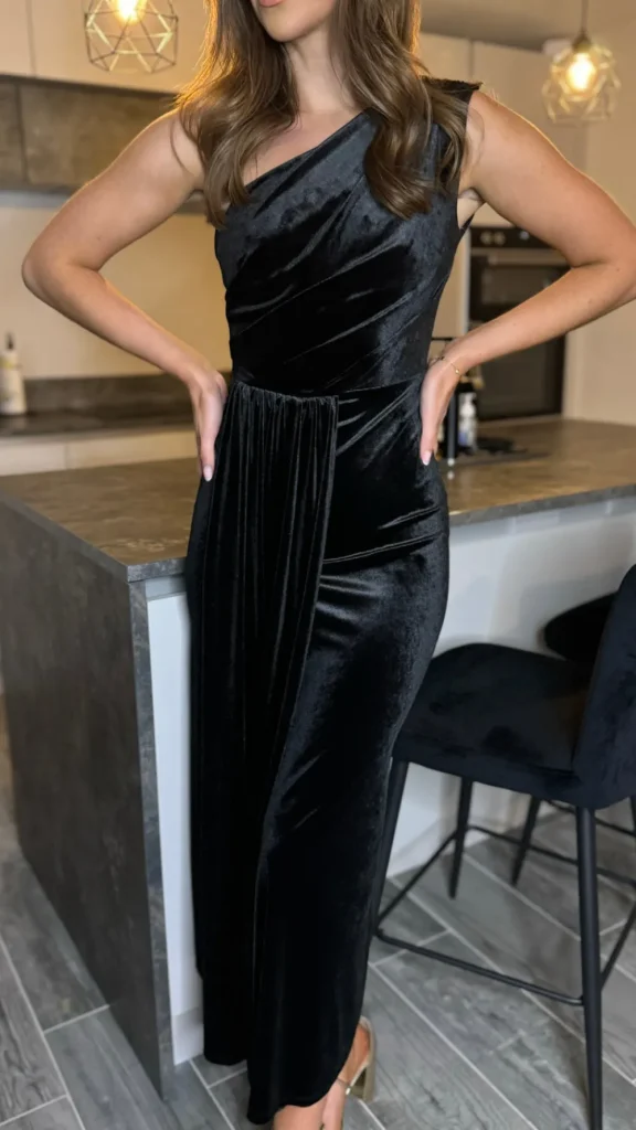 LORIANE Fitted Dresses | Going Out Dresses^Isabella Black One Shoulder Velvet Finish Midi Dress
