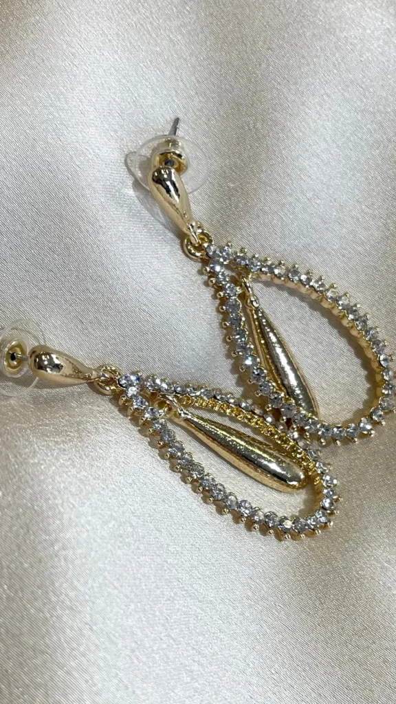 PARIS FASHION SHOPS Jewellery^Jaden Gold Diamante Detail Drop Earrings