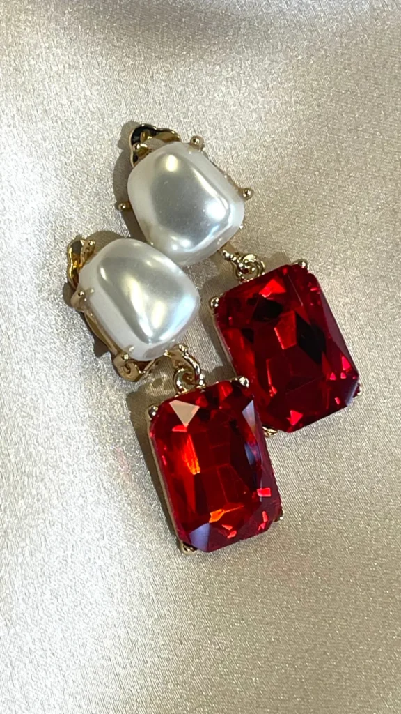 PARIS FASHION SHOPS Jewellery^Jenny Pearl & Red Stone Drop Clip On Earrings