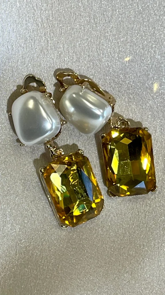 PARIS FASHION SHOPS Jewellery^Jenny Pearl & Yellow Stone Drop Clip On Earrings