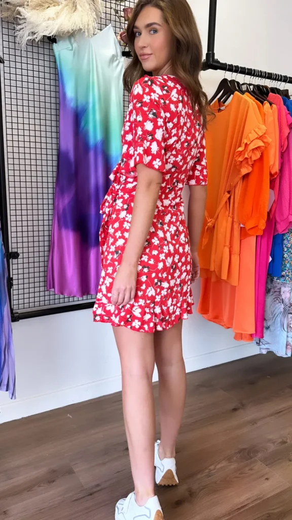 CC Mini Dresses^Lizzy Red Floral Wrap Dress