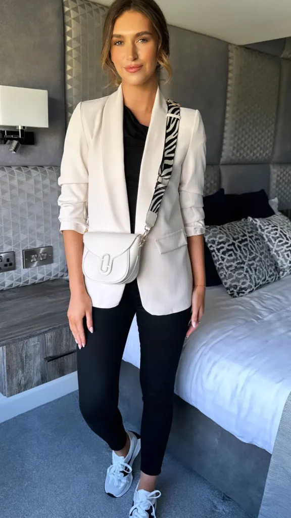 MISS LINDA Blazers^McKinley Beige Ruched Sleeve Blazer