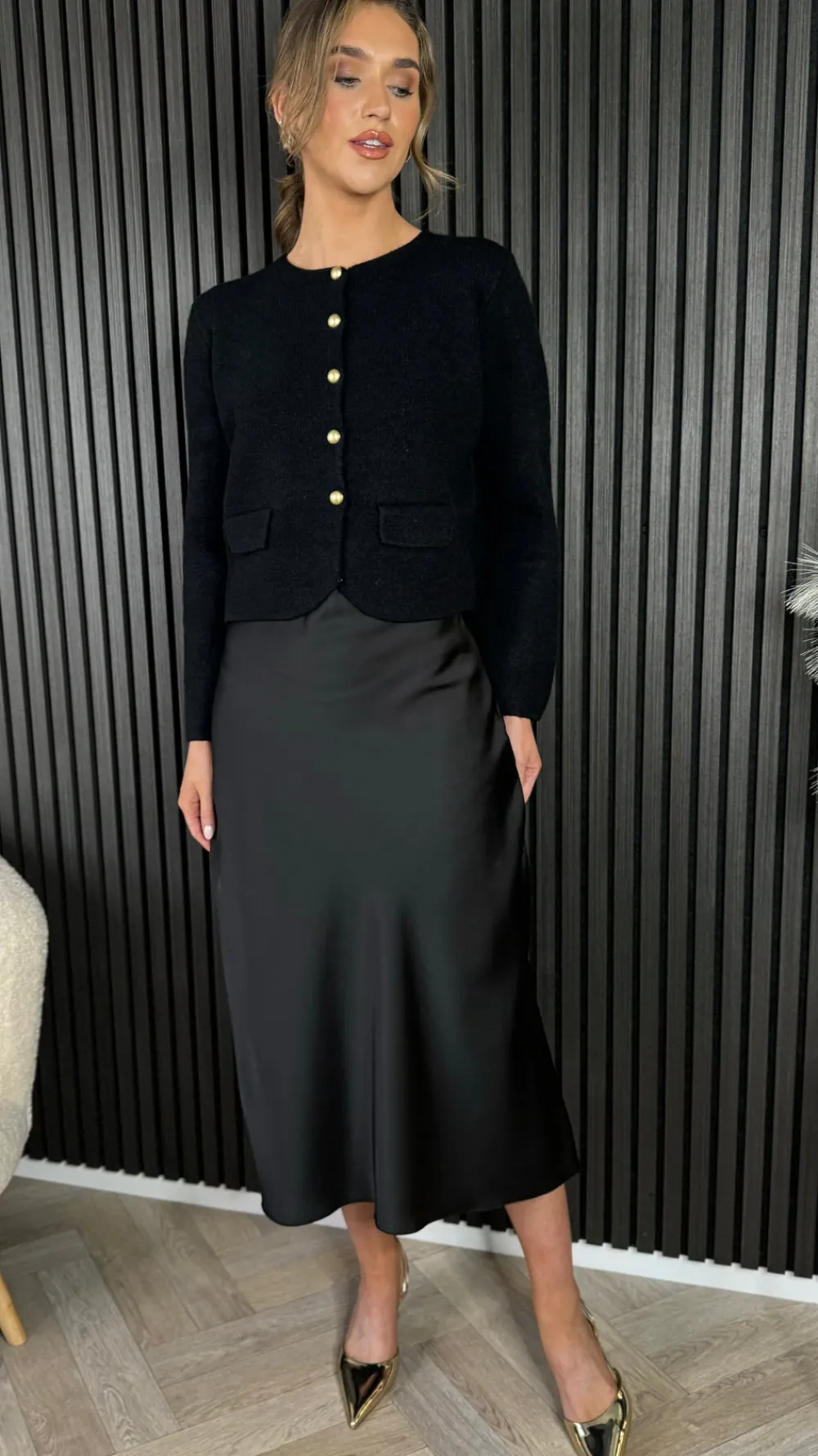 missy_black_button_down_c_3.webp ELENZA Tops | Knitwear^Missy Black Button Down Cardigan
