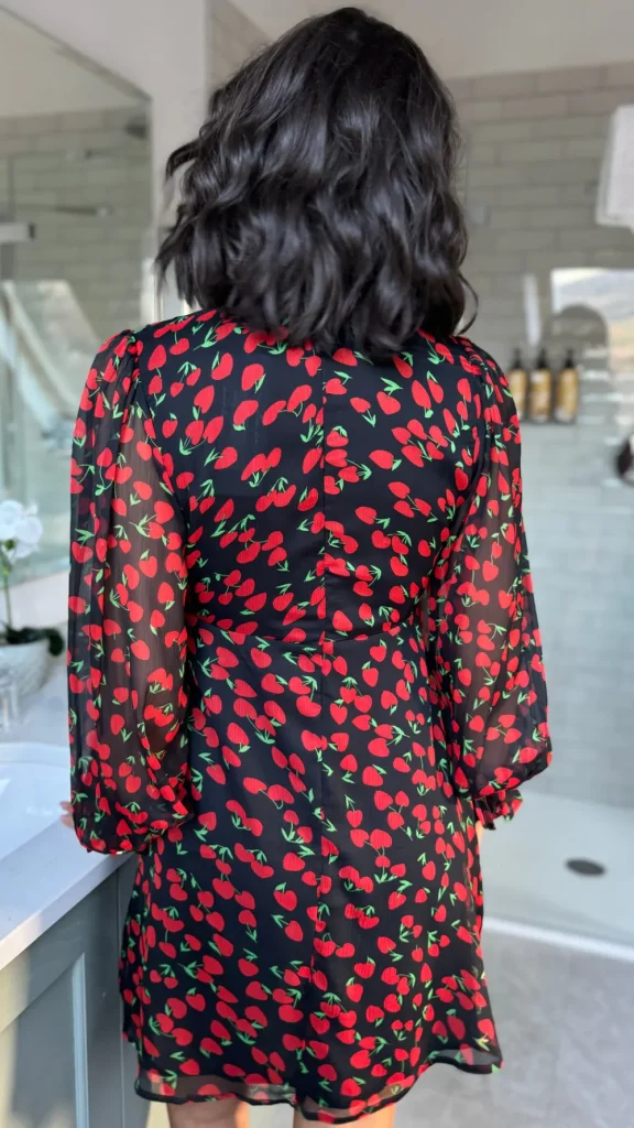 INFLUENCE Day Dresses | Going Out Dresses^Natalia Red & Black Cherry Print Chiffon Skater Dress