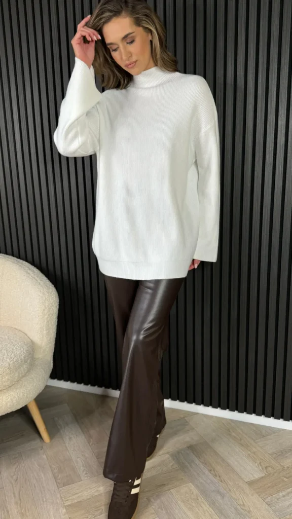 ELENZA Trousers^Nylah Brown Leather Look Straight Leg Trousers