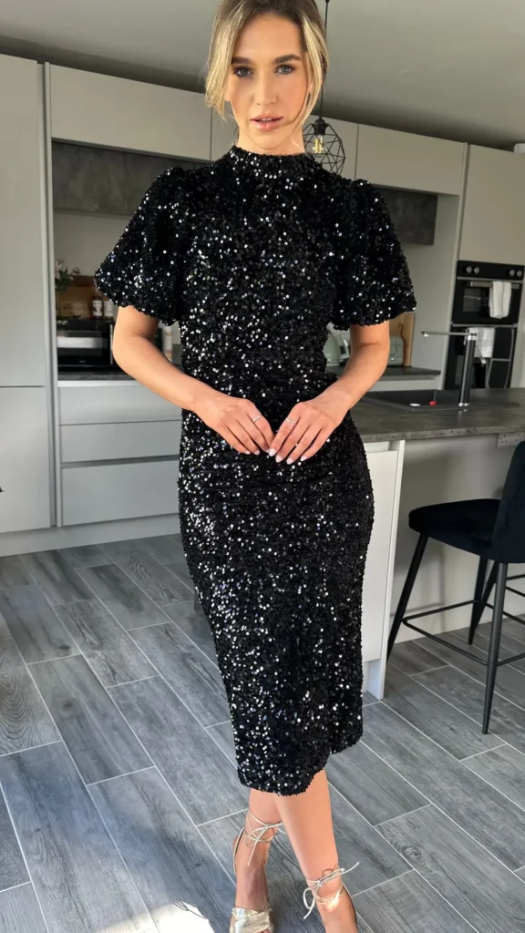 VERA LUCY Fitted Dresses | Going Out Dresses^Rachelle Black Sequin Bow Back Detail Midi Dress