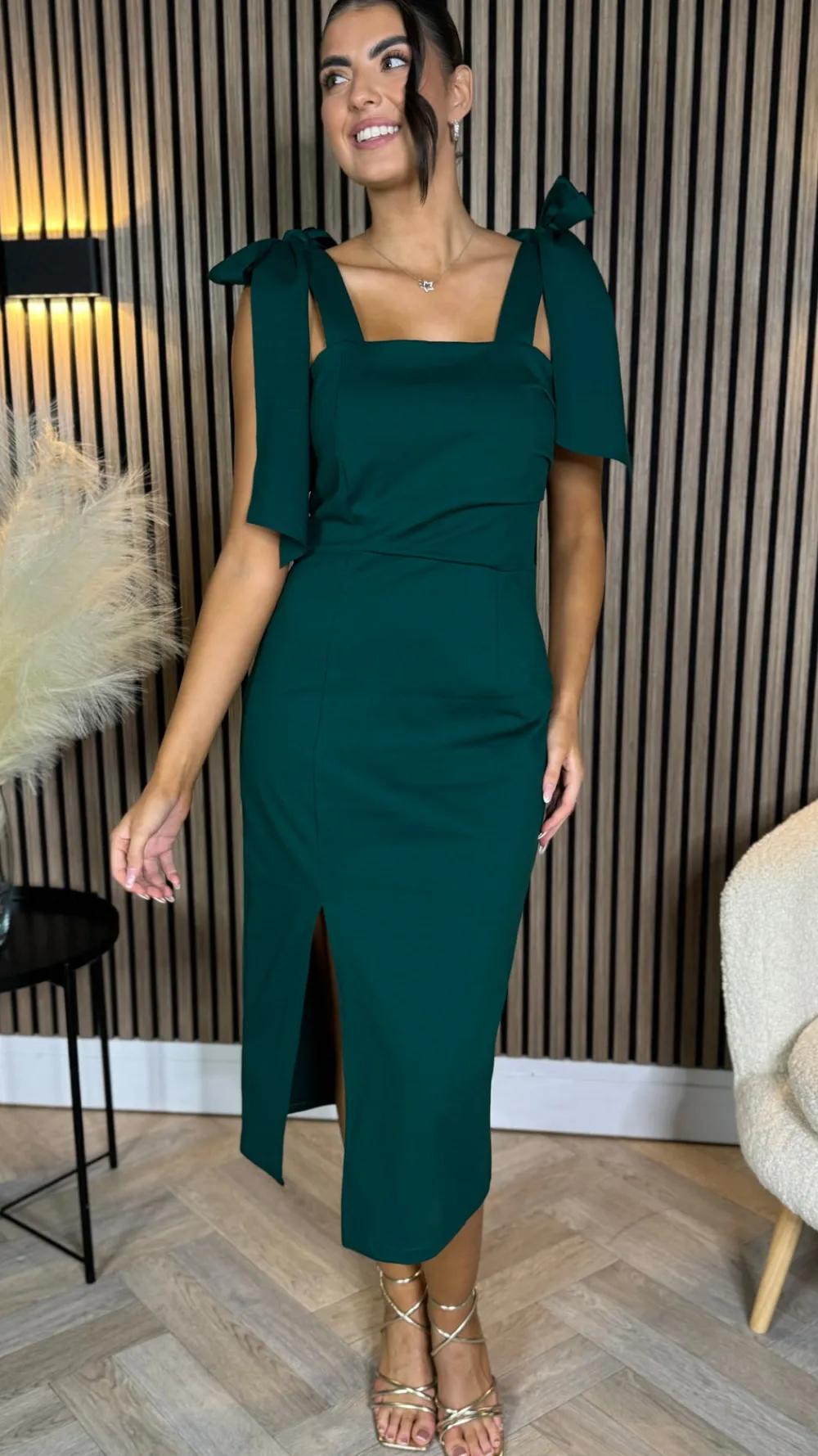 siofra_forest_green_tie_d_7.webp MS FASHION Going Out Dresses | Occasion Dresses^Siofra Forest Green Tie Detail Square Neckline Midi Dress