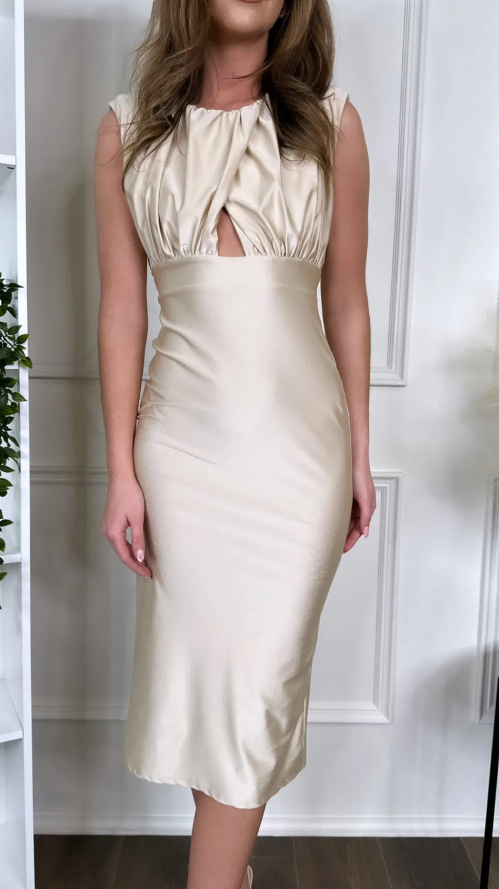 starla_beige_ruched_cut_o_1.webp ALICE'DESIR Going Out Dresses | Occasion Dresses^Starla Beige Ruched Cut Out Midi Dress