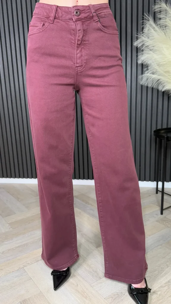 BABEZ LONDON Jeans^Therese Burgundy Mid Rise Denim Jeans