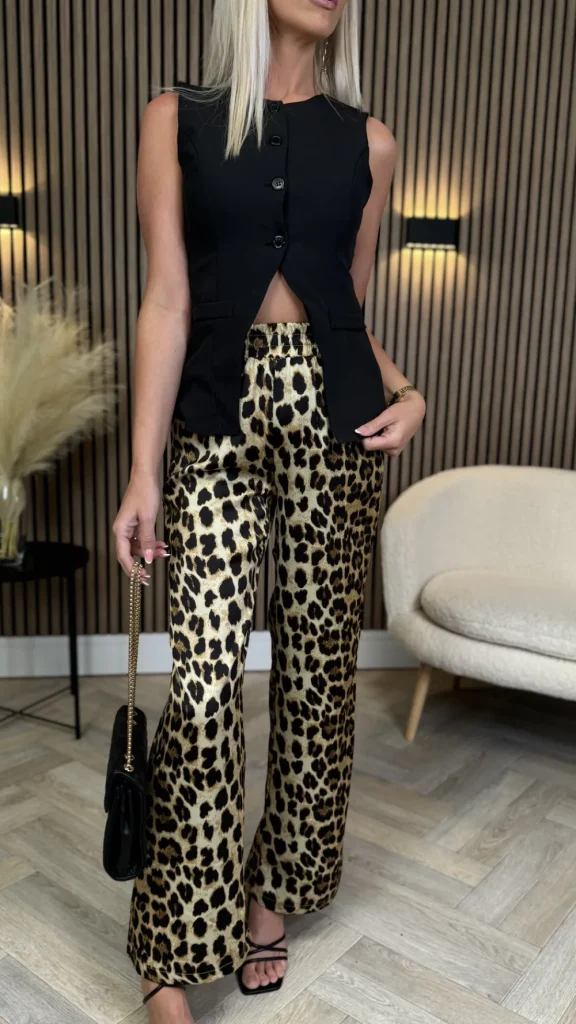UNIKA Trousers^Vespera Beige & Black Leopard Print Trousers